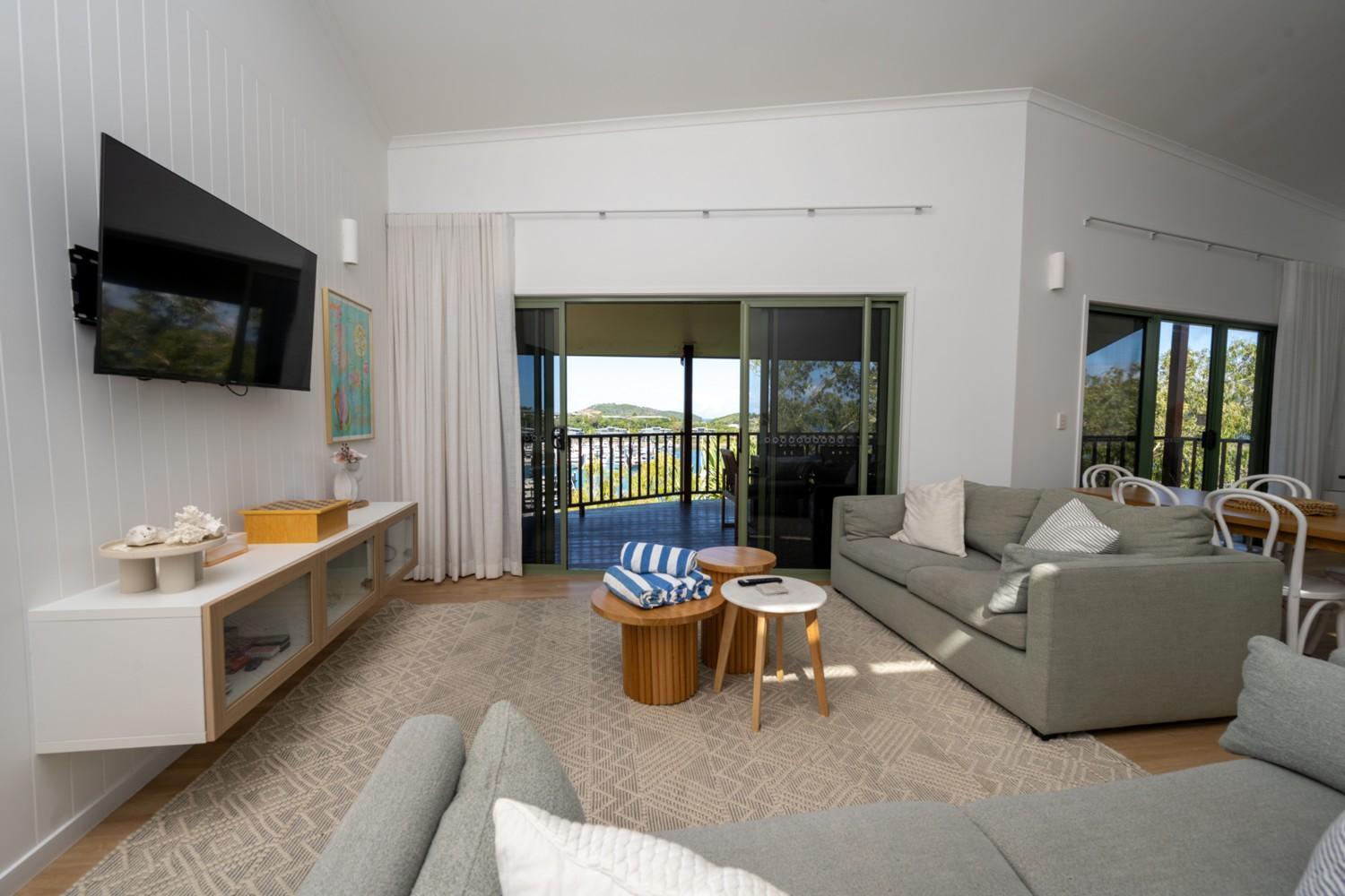 Casuarina Cove Apartments Hamilton Island Bagian luar foto